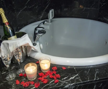 jacuzzi en la Habitacion Gran Hotel Albacete