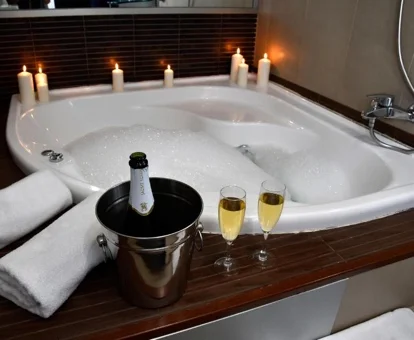 bañera de hidromasaje del hotel Sol Almeria