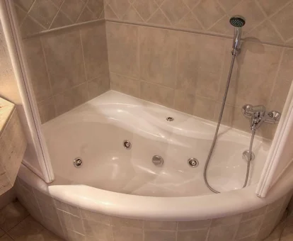 bañera de hidromasaje del Hotel Cotiella