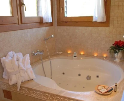 jacuzzi privado del hotel Selva dansils en Huesca