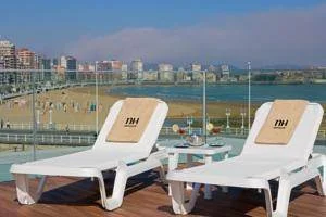 terraza con vistas al mar