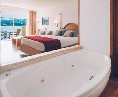 habitacion con jacuzzi