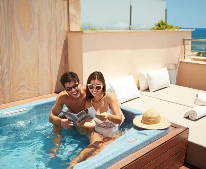 jacuzzi en la habitacion