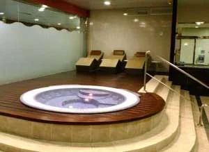 spa con jacuzzi Hotel Paradise Club