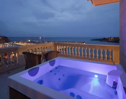 bañera de hidromasaje