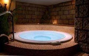 jacuzzi del hotel Spa Cadiz Playa
