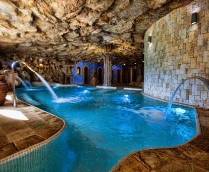 spa con jacuzzi del hotel Coto del Valle de Cazorla