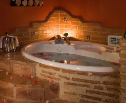 habitacion con jacuzzi