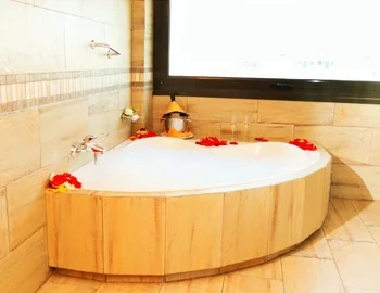 habitacion con jacuzzi hotel Antequera Málaga