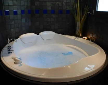 Hoteles rurales con habitaciones con jacuzzi