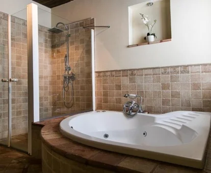 bañera de hidromasaje Hotel El Rincon de las Descalzas