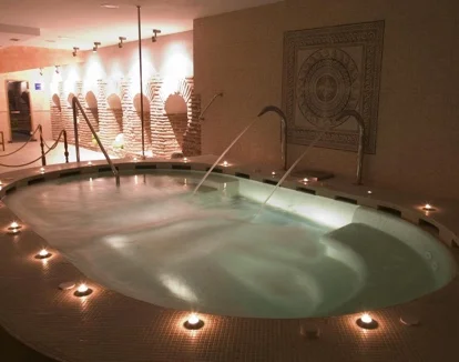 jacuzzi del hotel Fontecruz Toledo