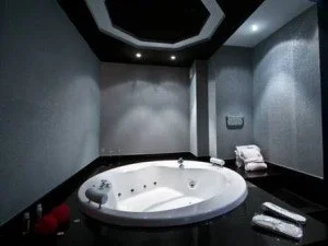 Suite Deluxe con Jacuzzi privado en Hotel Infanta Leonor de Écija