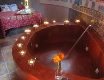 Foto de la el Estudio Deluxe donde se encuentra la bañera de hidromasaje.