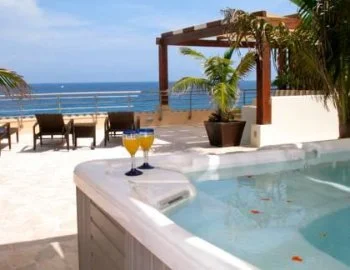 El Apartamento Deluxe perfecto para disfrutar de una noche romántica.