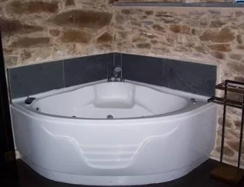 Bañera de hidromasaje en el Apartamento de 2 dormitorios (6 adultos).