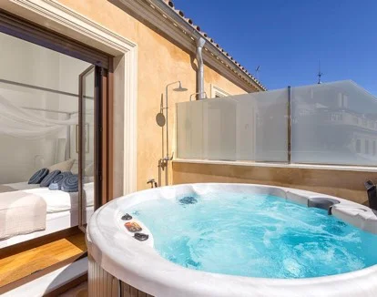jacuzzi privado en la terraza