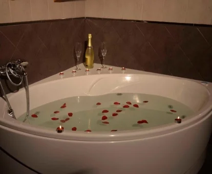 Disfruta de el Apartamento de 2 dormitorios con bañera de hidromasaje con tu pareja.