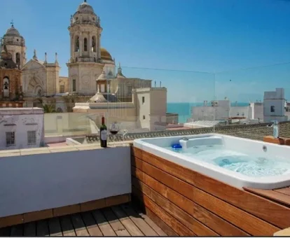 terraza con piscina privada
