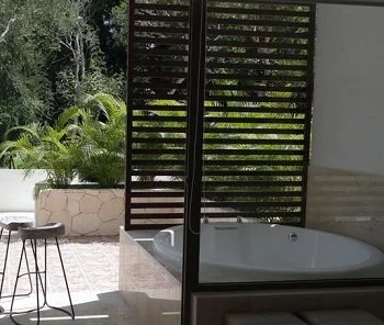Foto de el Apartamento de 1 dormitorio para una velada romántica con jacuzzi incluido.