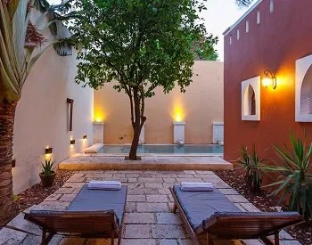 Este es la Casa de vacaciones de 2 dormitorios para disfrutar con tu pareja de un jacuzzi privado.