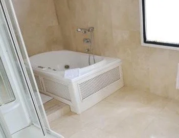 Foto de la Suite Deluxe con jacuzzi privado.
