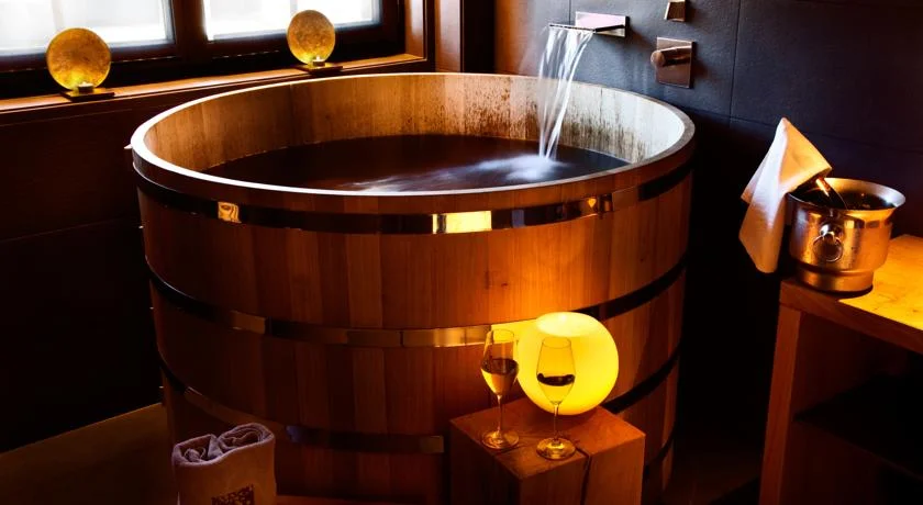 jacuzzi en la habitacion