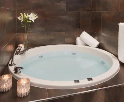 habitacion romantica con jacuzzi
