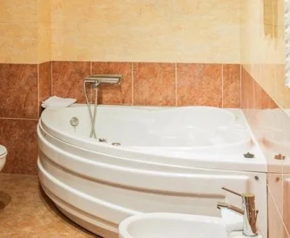 jacuzzi privado hotel Real de Castilla