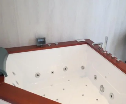 bañera de hidromasaje del Puerta de Nerja Málaga