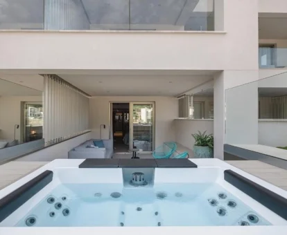 spa privado en la habitacion del hotel