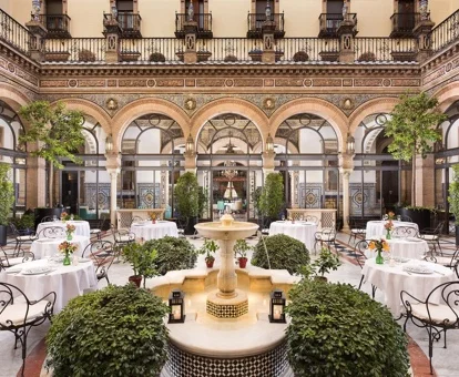hotel romántico en Sevilla