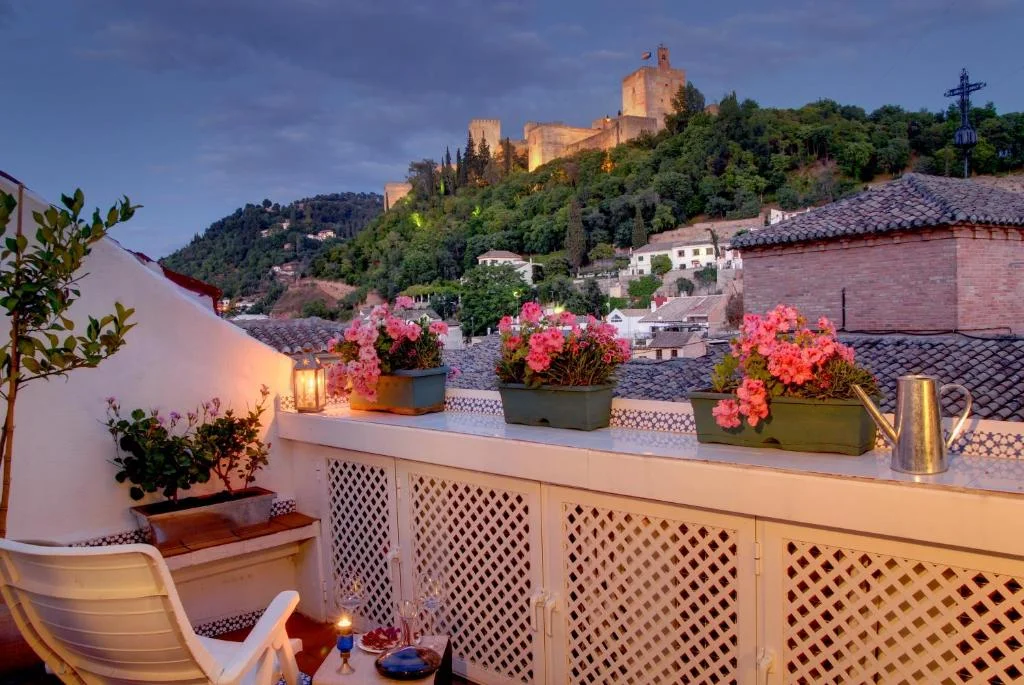 hoteles romanticos en granada con jacuzzi