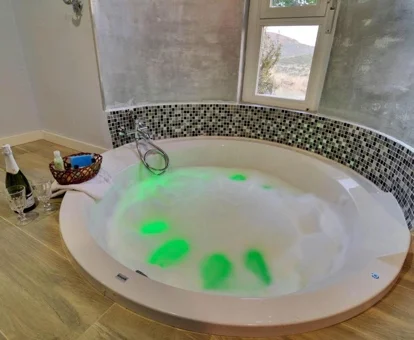 apartamento con jacuzzi privado romántico en Madrid