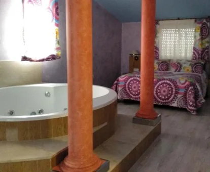 habitacion con bañera de hidromasaje