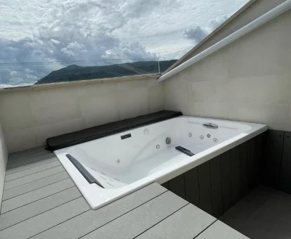 jacuzzi de la habitacion