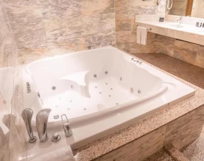 Jacuzzi de la Suite del Hotel Calabahia