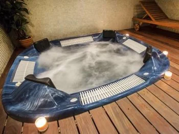 spa con jacuzzi del hotel