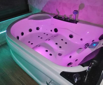 jacuzzi privado del apartamento