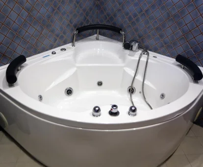 jacuzzi