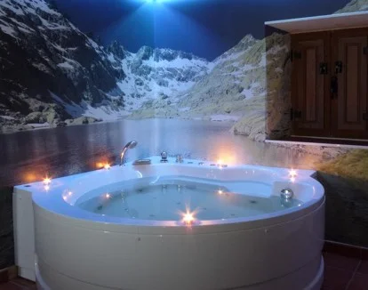 jacuzzi privado de la casa rural