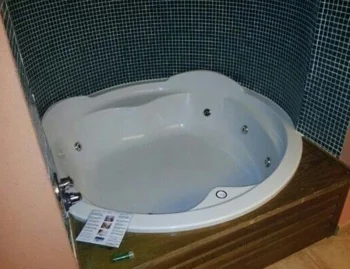 jacuzzi-privado-en-la-habitacion