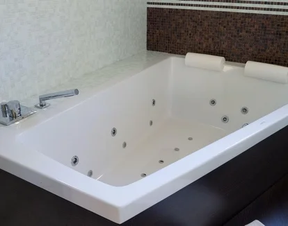Jacuzzi en la habitación del Hotel La Madrugada