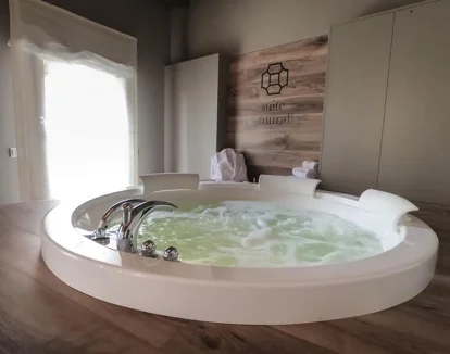 Jacuzzi en la habitación
