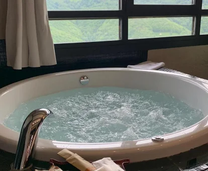 jacuzzi redondo