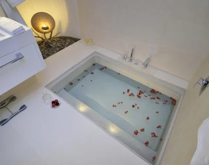 Jacuzzi en la habitación