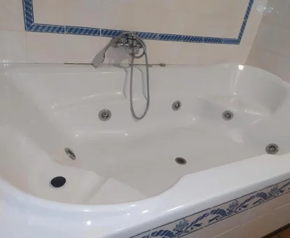 habitacion con jacuzzi Hotel los Bronces cordoba