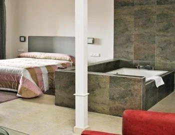 hoteles con jacuzzi en la habitacion en Ávila