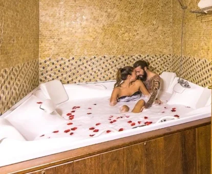 hoteles con jacuzzi en la habitacion en Vizcaya