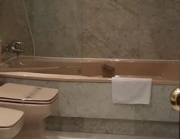 Interior de la Suite donde tienes bañera de hidromasaje.